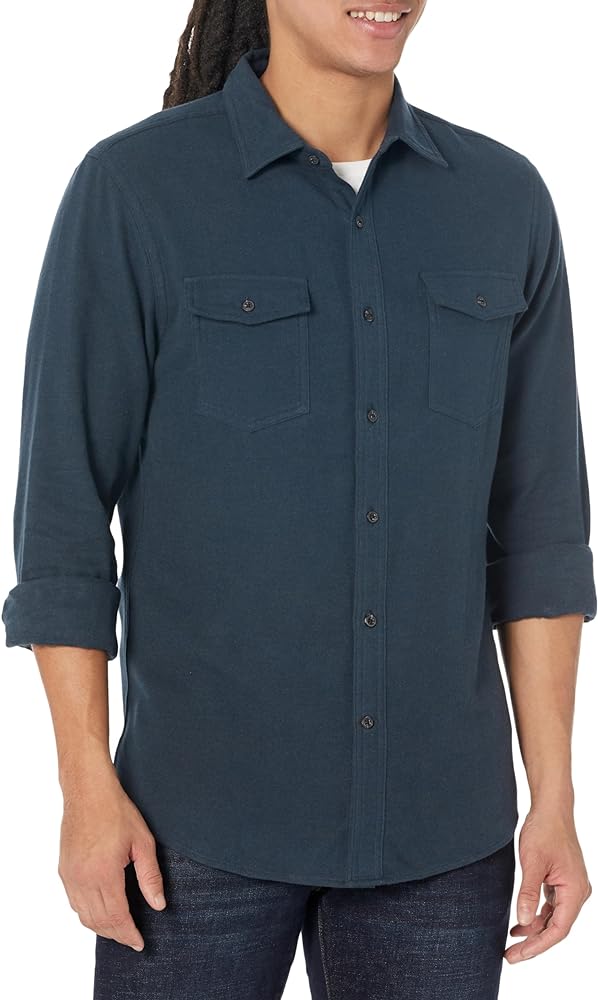 Amazon Essentials Men's Slim-Fit Long-Sleeve Two-Pocket Flannel Shirt