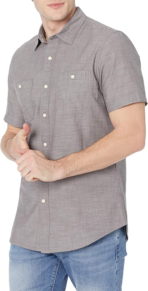 Amazon Essentials Men's Short-Sleeve Chambray Shirt